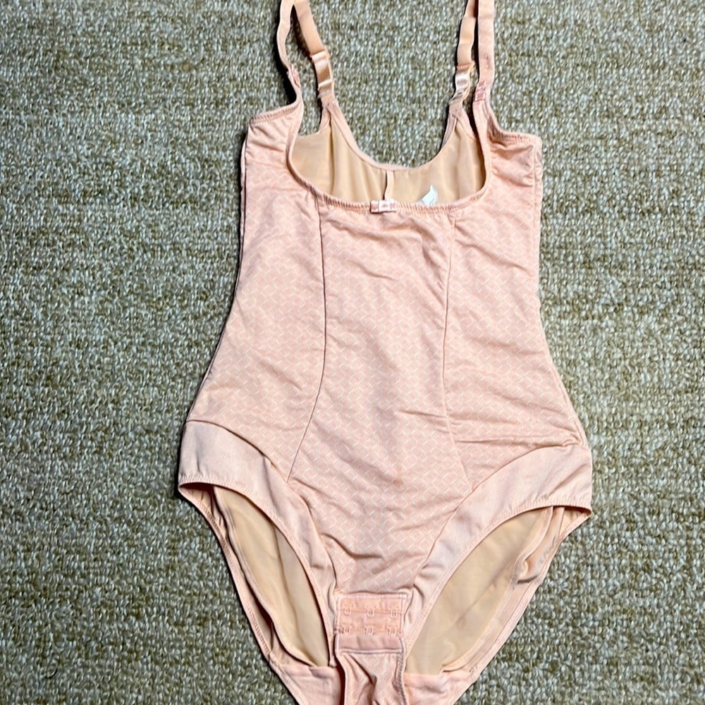 Prima Donna Twist pale pink bodysuit